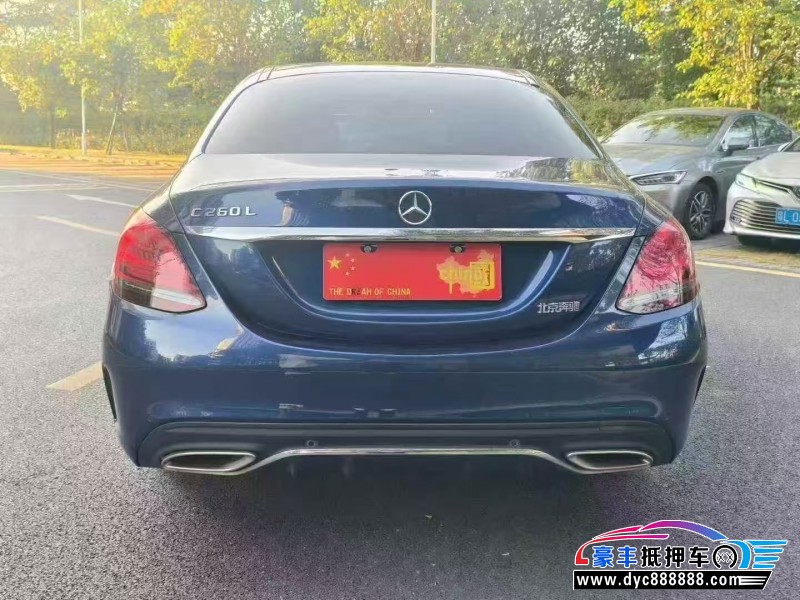 19年奔驰C轿车抵押车出售