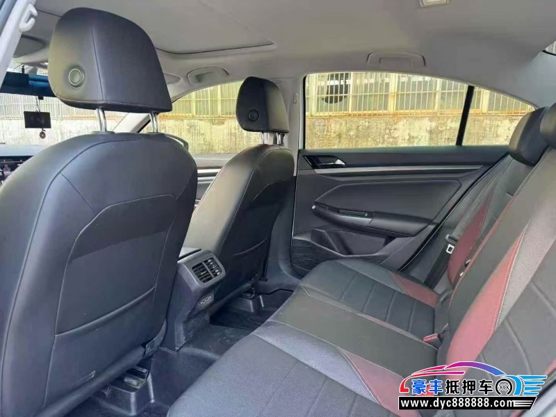 21年大众宝来轿车抵押车出售