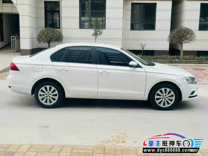 19年大众宝来轿车抵押车出售