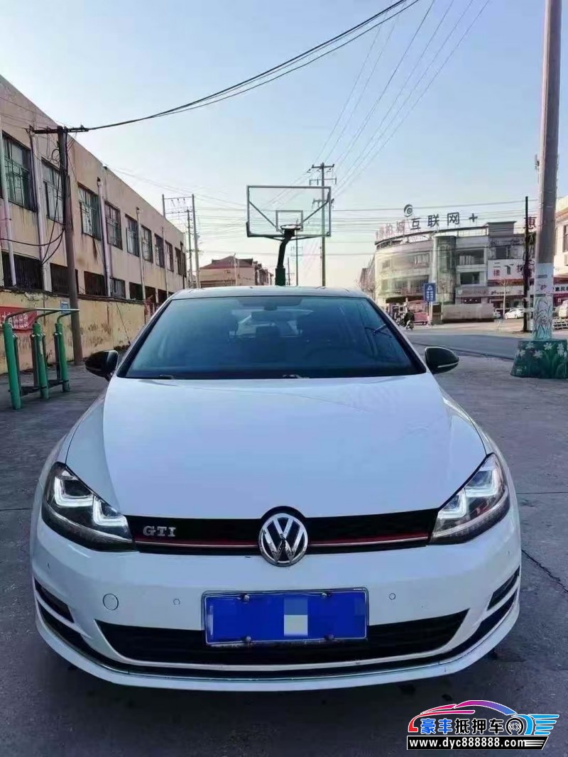 17年大众高尔夫轿车抵押车出售