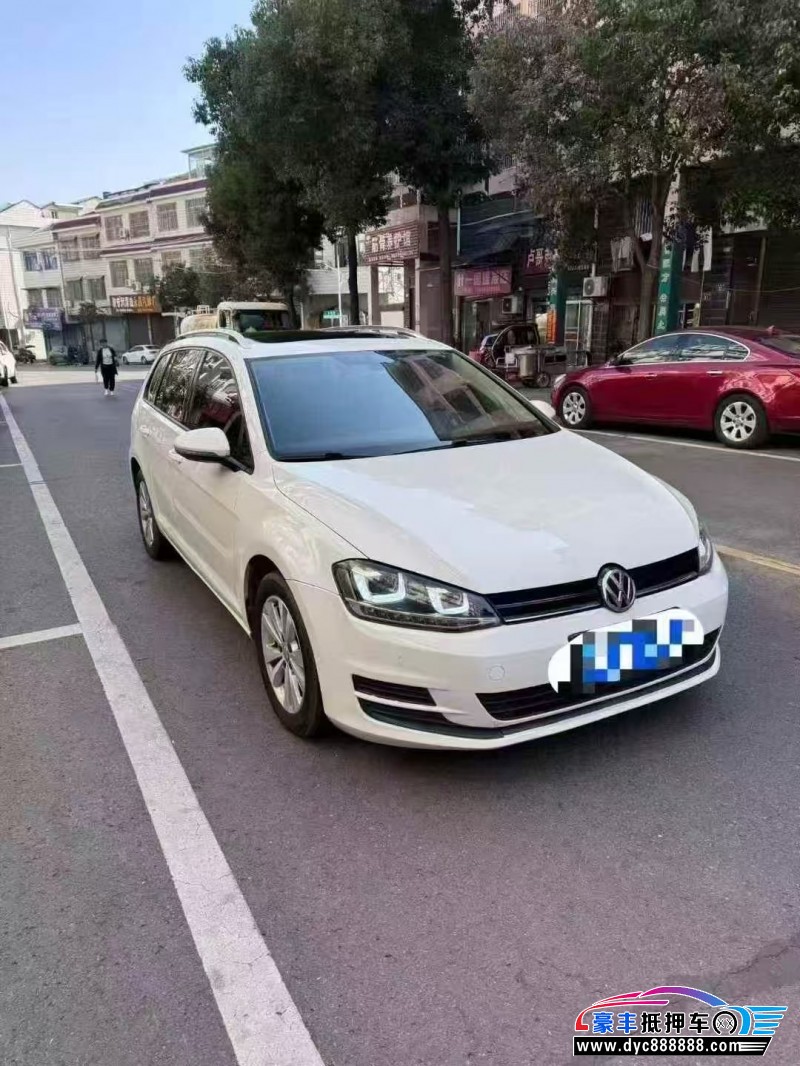 16年大众高尔夫轿车抵押车出售