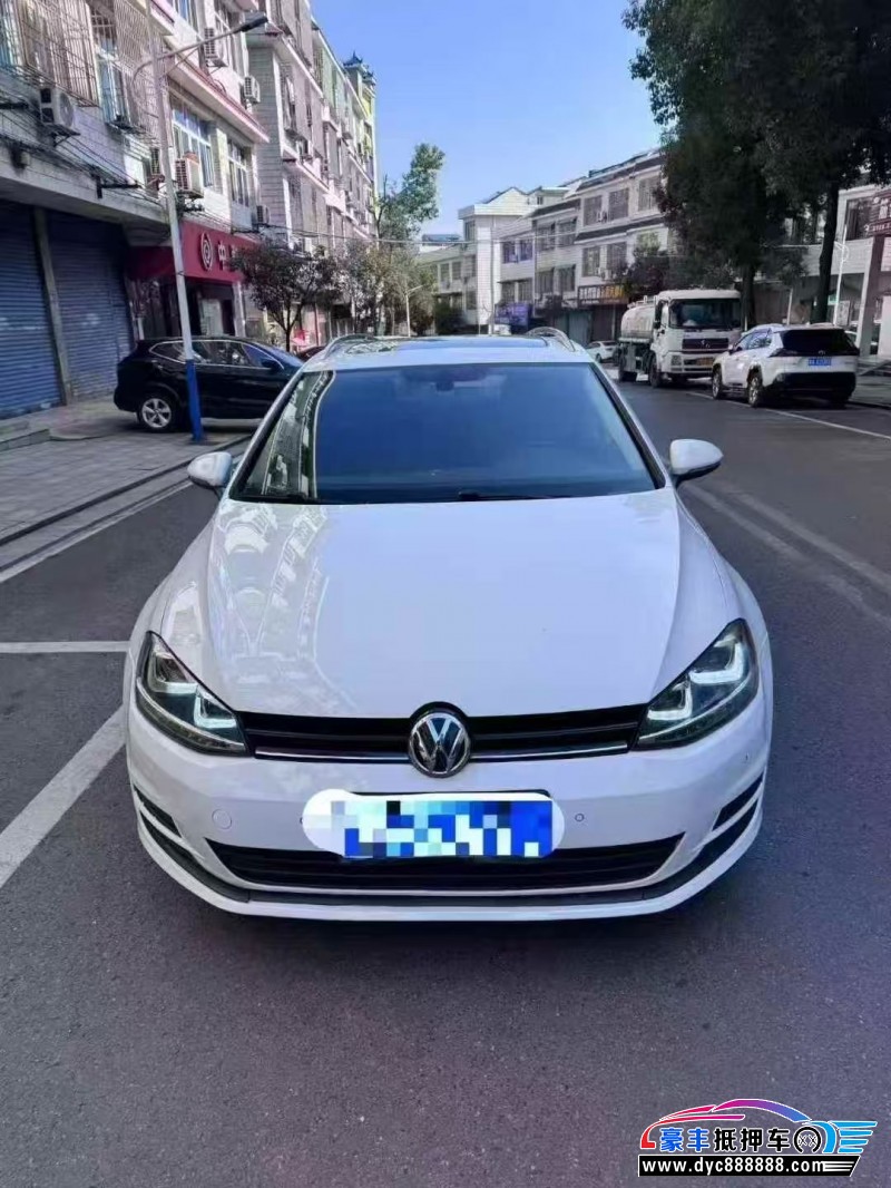 抵押车出售16年大众高尔夫轿车