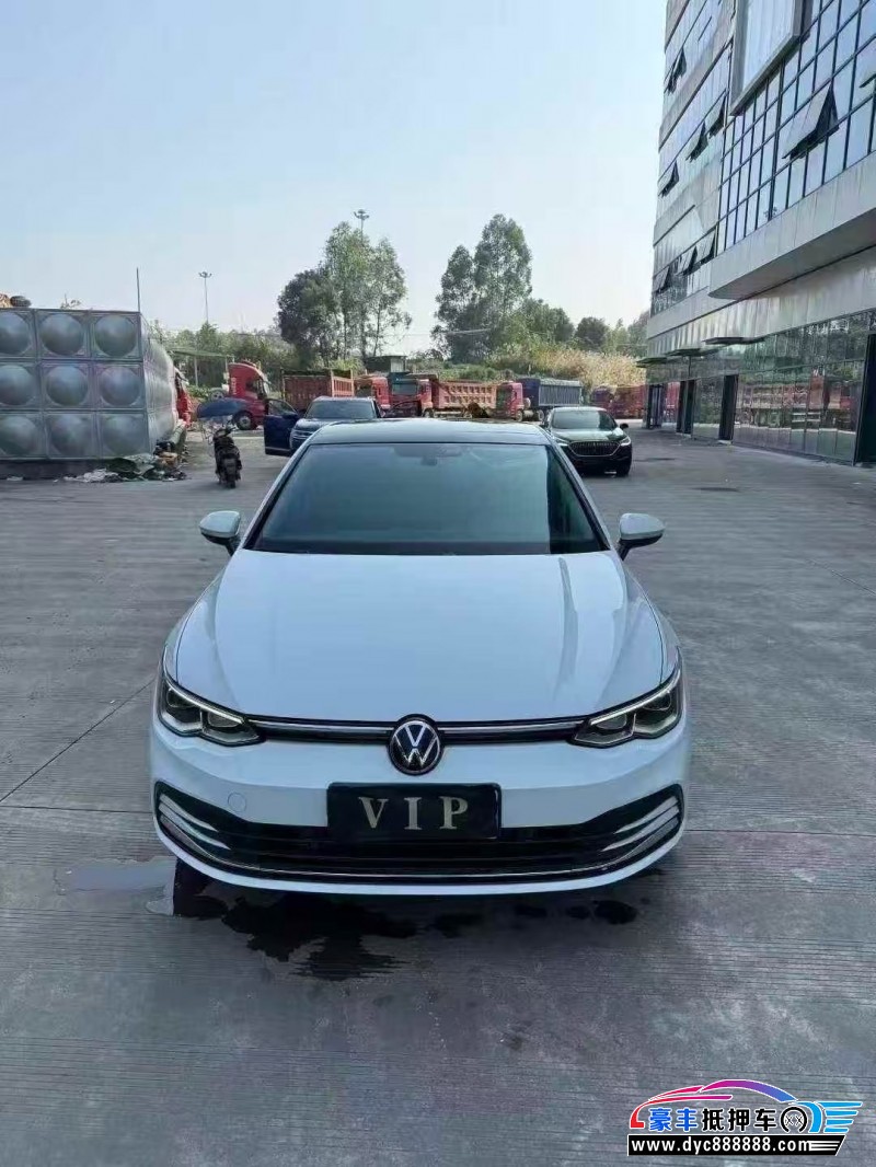 抵押车出售23年大众高尔夫轿车