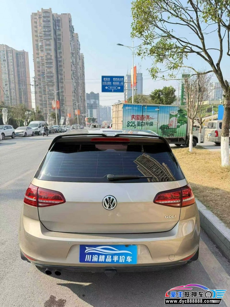 17年大众高尔夫轿车抵押车出售