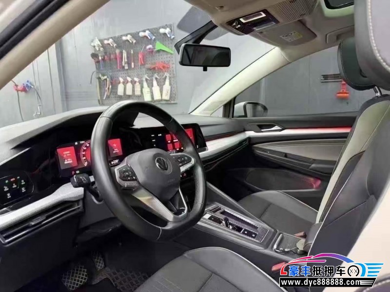 21年大众高尔夫轿车抵押车出售