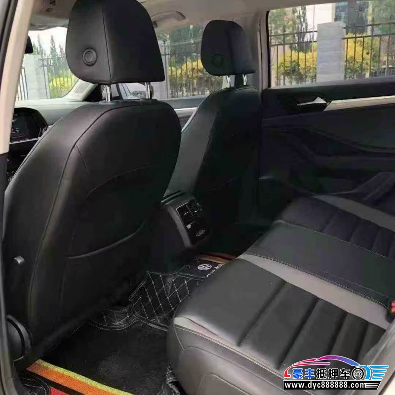 22年大众速腾轿车抵押车出售