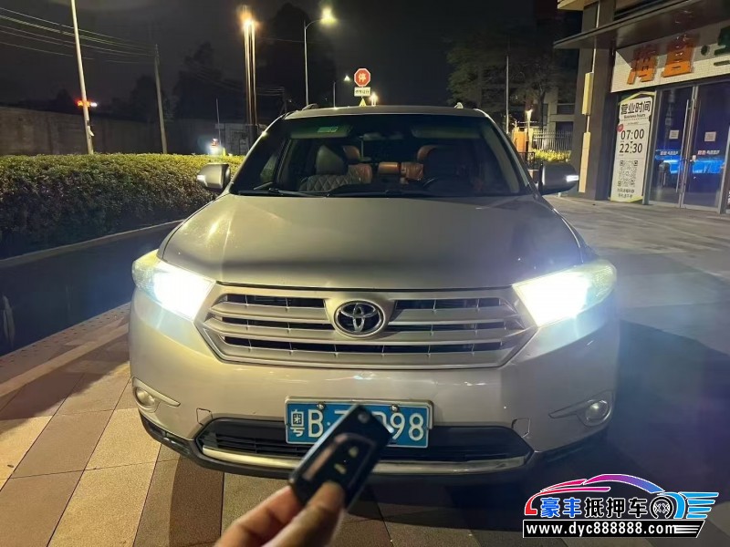 抵押车出售13年丰田汉兰达SUV