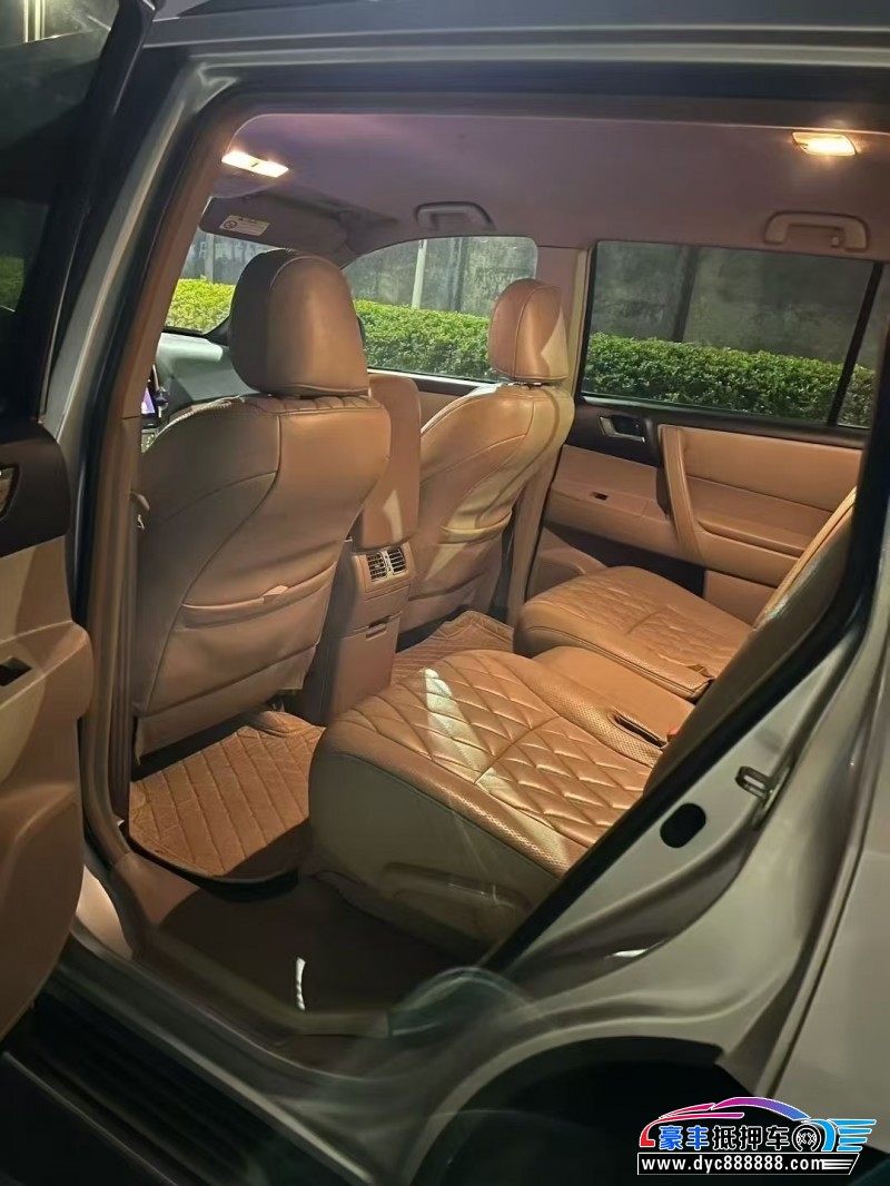 13年丰田汉兰达SUV抵押车出售