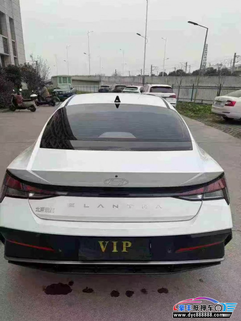 24年现代伊兰特轿车抵押车出售