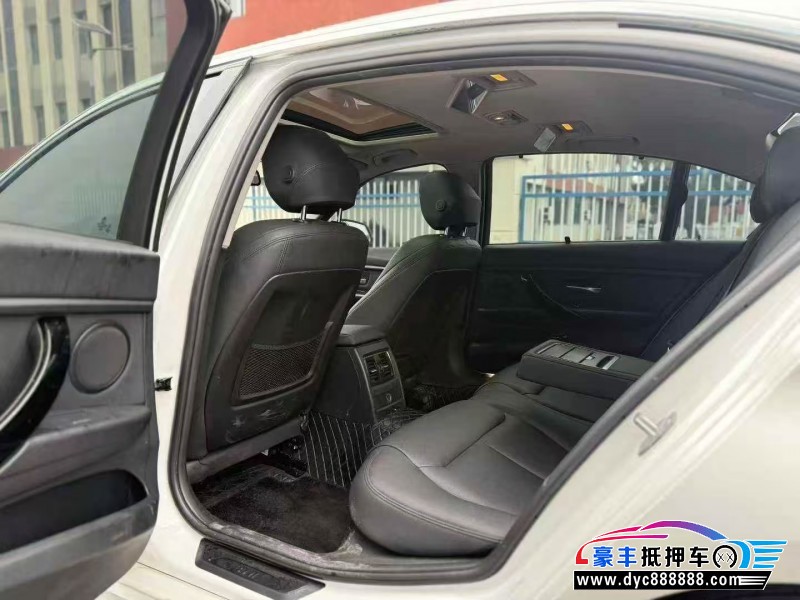 18年宝马3系轿车抵押车出售