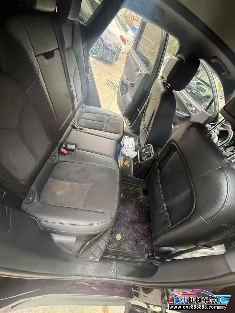 16年保时捷Macan迈凯SUV抵押车出售