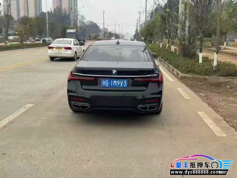 17年宝马7系轿车抵押车出售