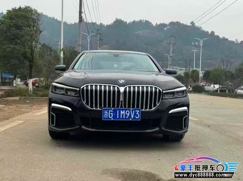 17年宝马7系轿车抵押车出售