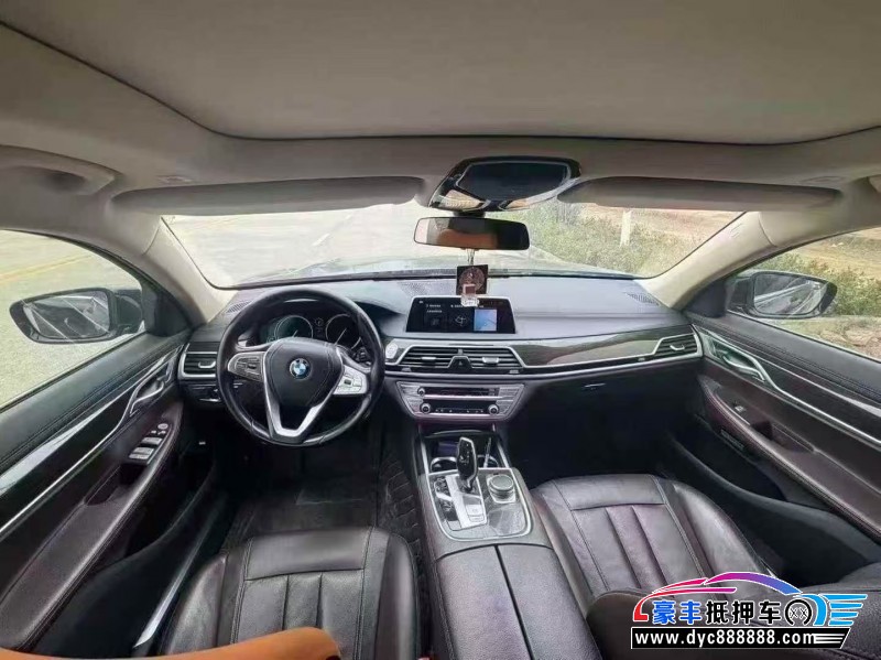 17年宝马7系轿车抵押车出售