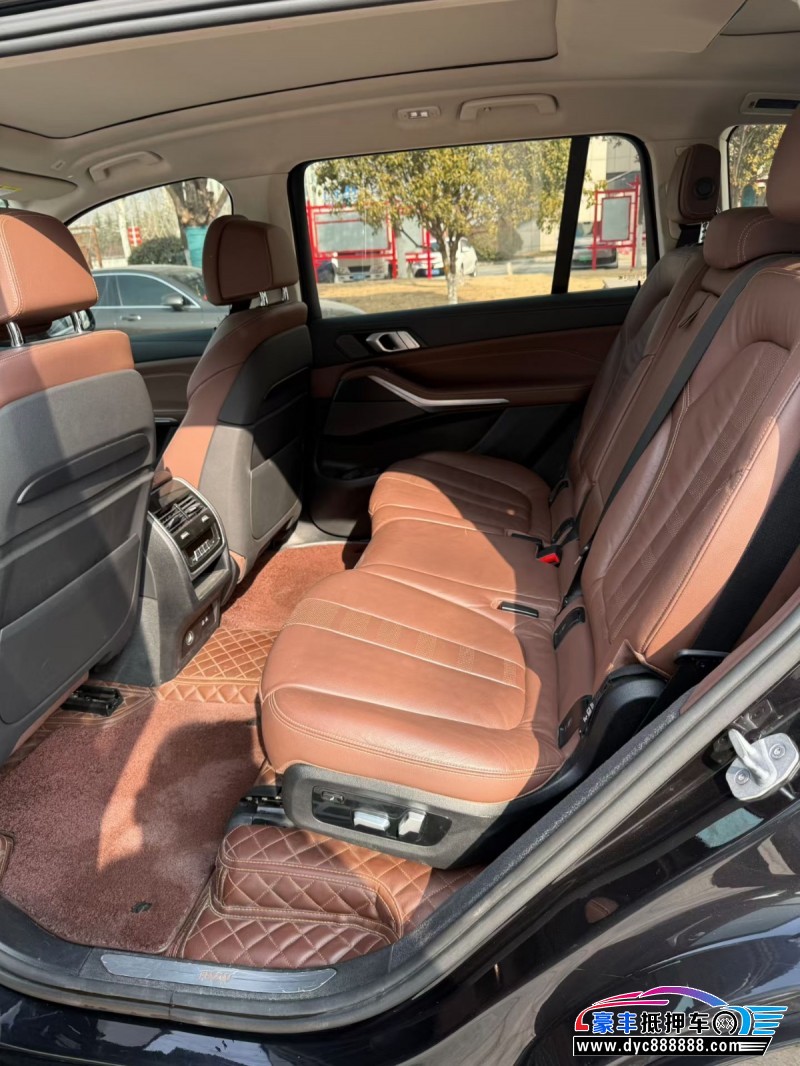 19年宝马X7SUV抵押车出售