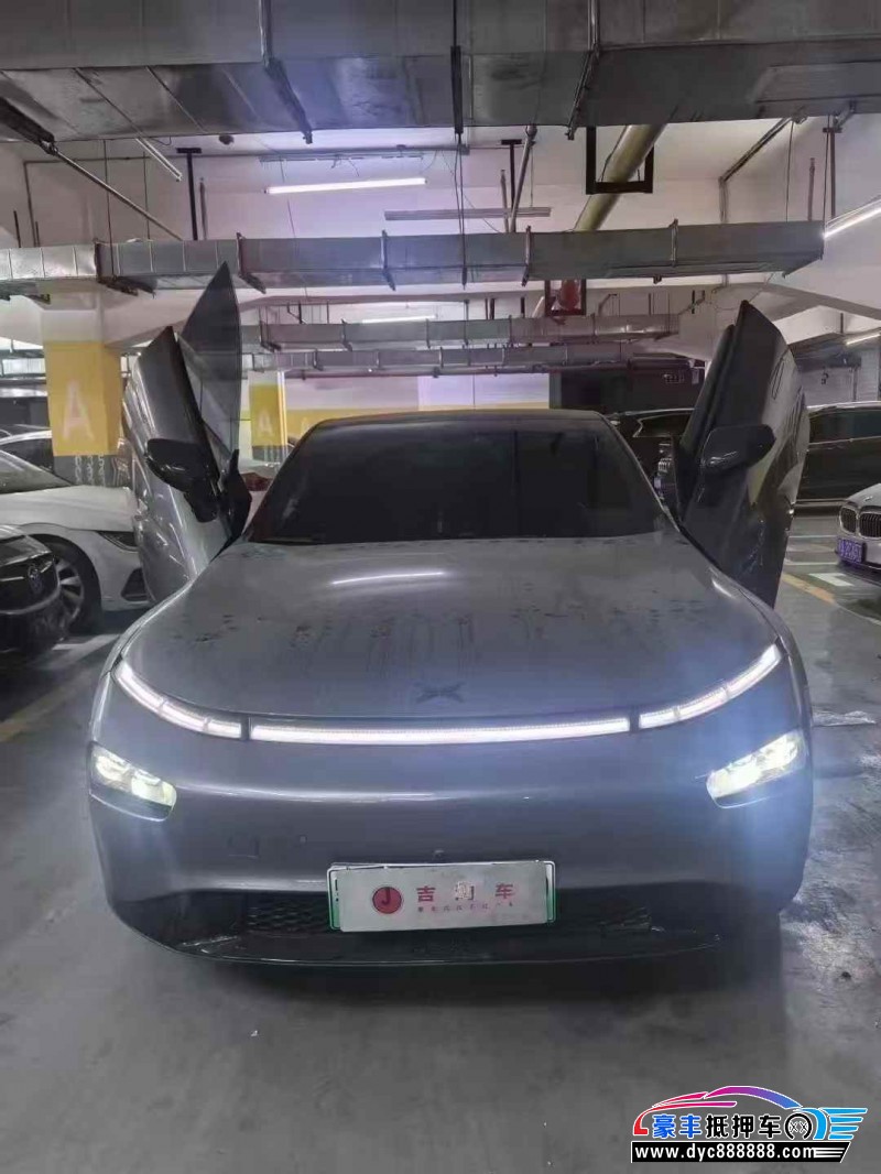 抵押车出售23年小鹏汽车P7轿车