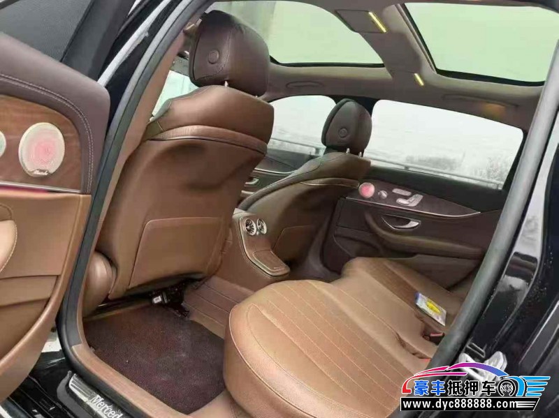 21年奔驰E轿车抵押车出售