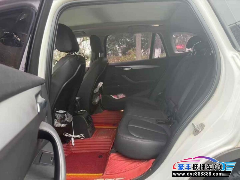 19年宝马X1SUV抵押车出售