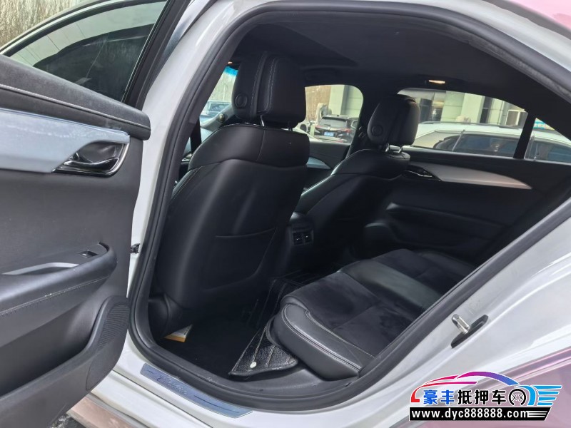 17年凯迪拉克ATS轿车抵押车出售