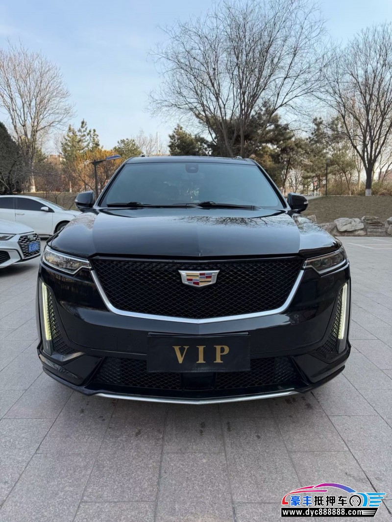 抵押车出售21年凯迪拉克xt6轿车