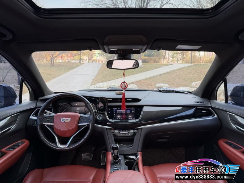 21年凯迪拉克xt6轿车抵押车出售