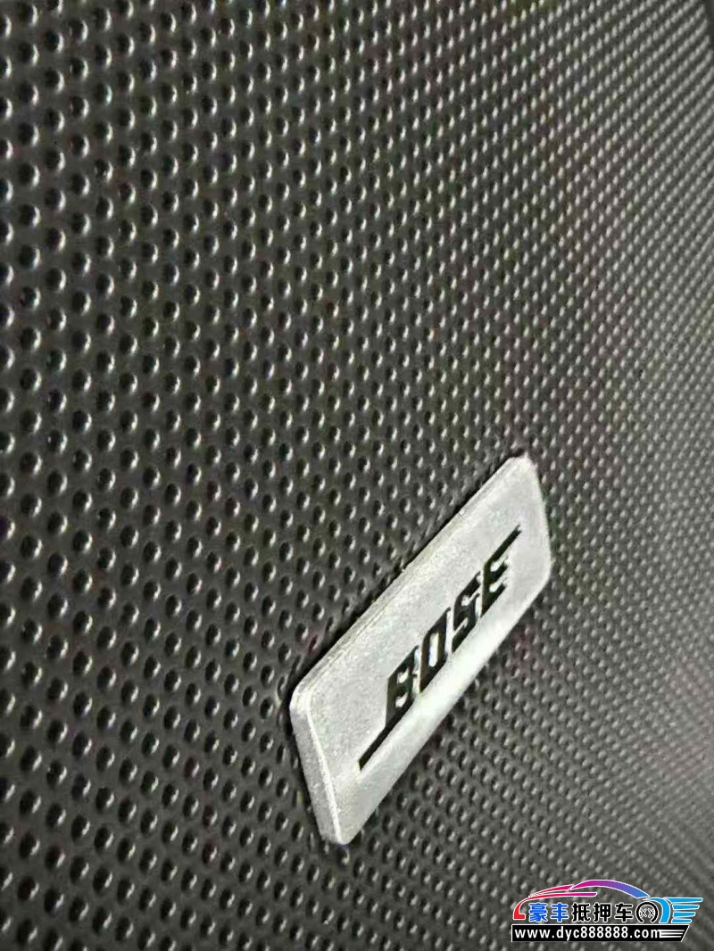 22年凯迪拉克xt6轿车抵押车出售