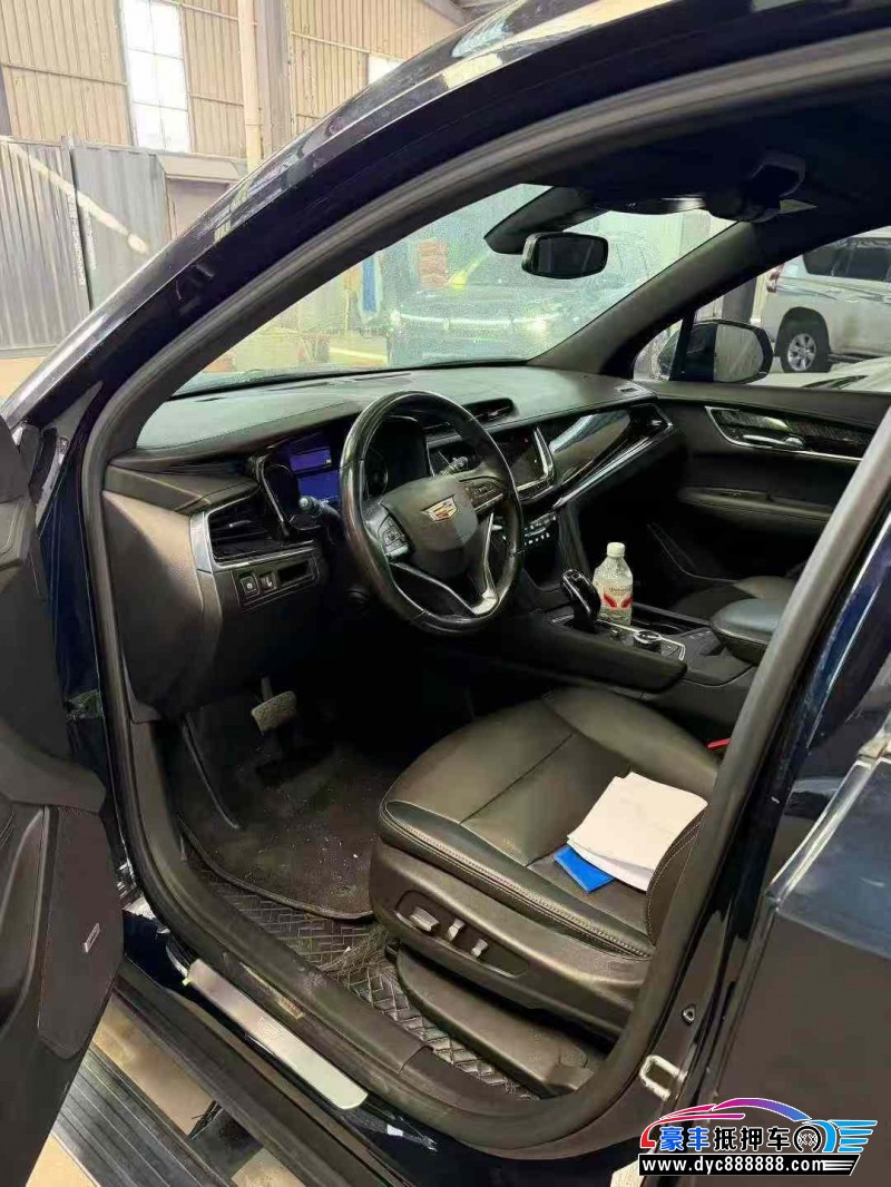 22年凯迪拉克xt6轿车抵押车出售