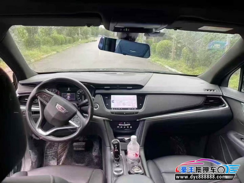 20年凯迪拉克xt6轿车抵押车出售