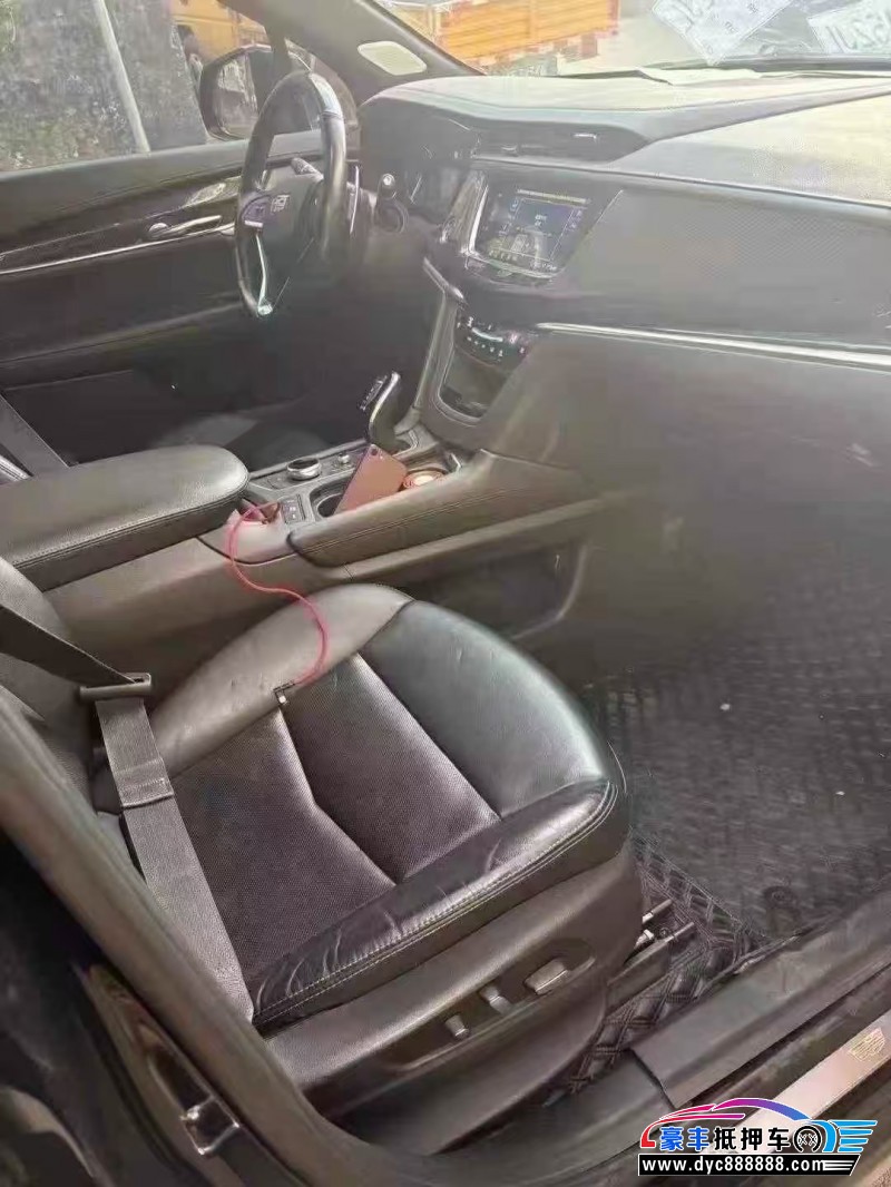 20年凯迪拉克xt6轿车抵押车出售