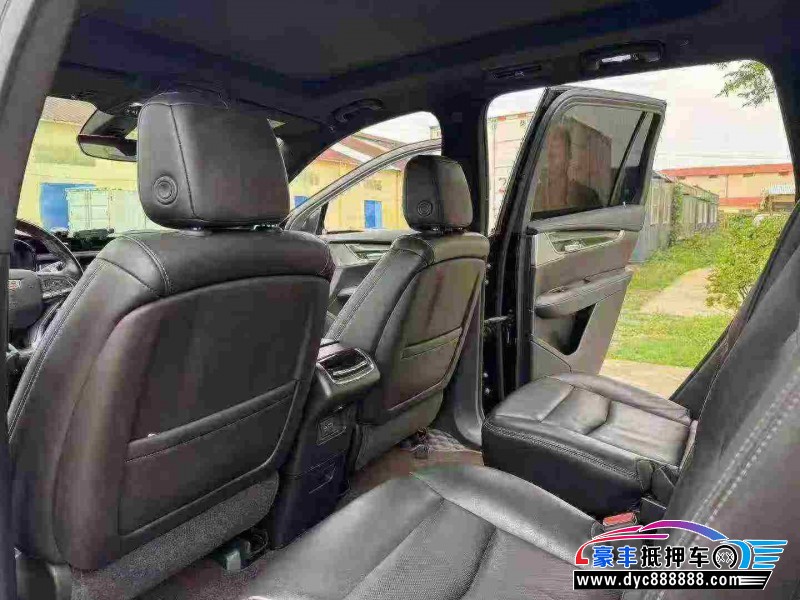 20年凯迪拉克xt6轿车抵押车出售