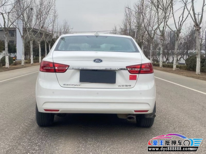 18年福特福睿斯轿车抵押车出售