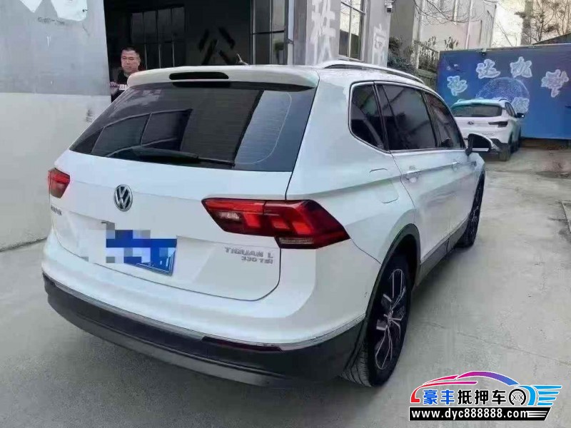 20年大众途观轿车抵押车出售