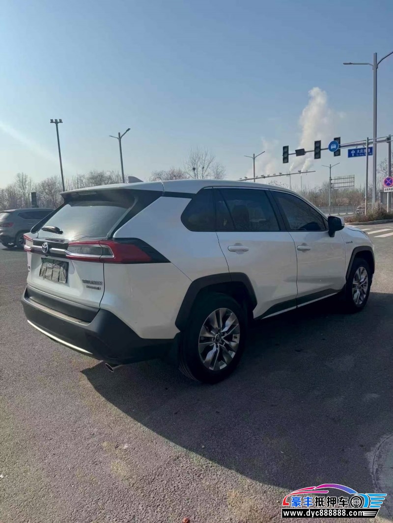 23年丰田威兰达轿车抵押车出售