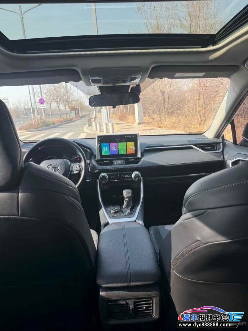 23年丰田威兰达轿车抵押车出售