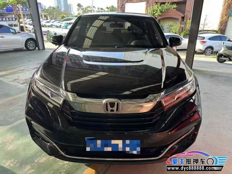 抵押车出售21年本田冠道轿车