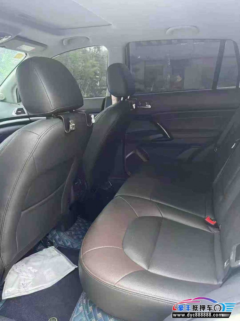 17年传祺GS4轿车抵押车出售