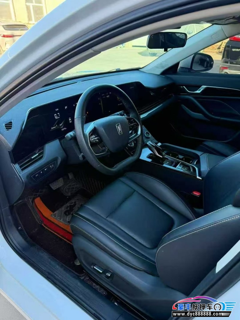 24年奔腾B70轿车抵押车出售