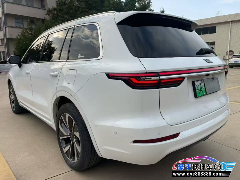 21年理想ONE轿车抵押车出售