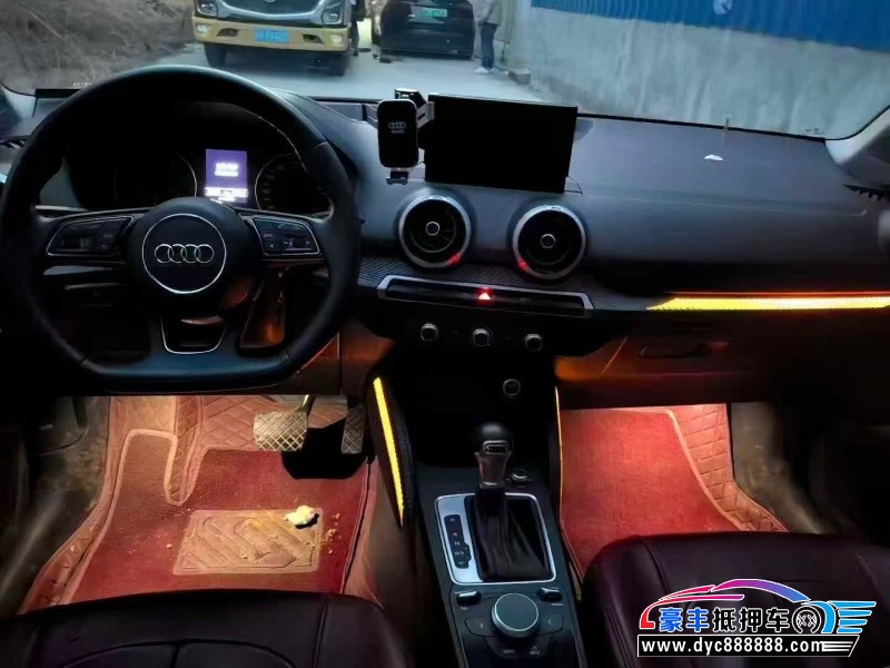 24年奥迪Q2轿车抵押车出售