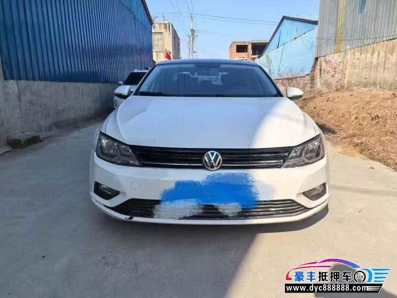 抵押车出售16年大众凌渡轿车