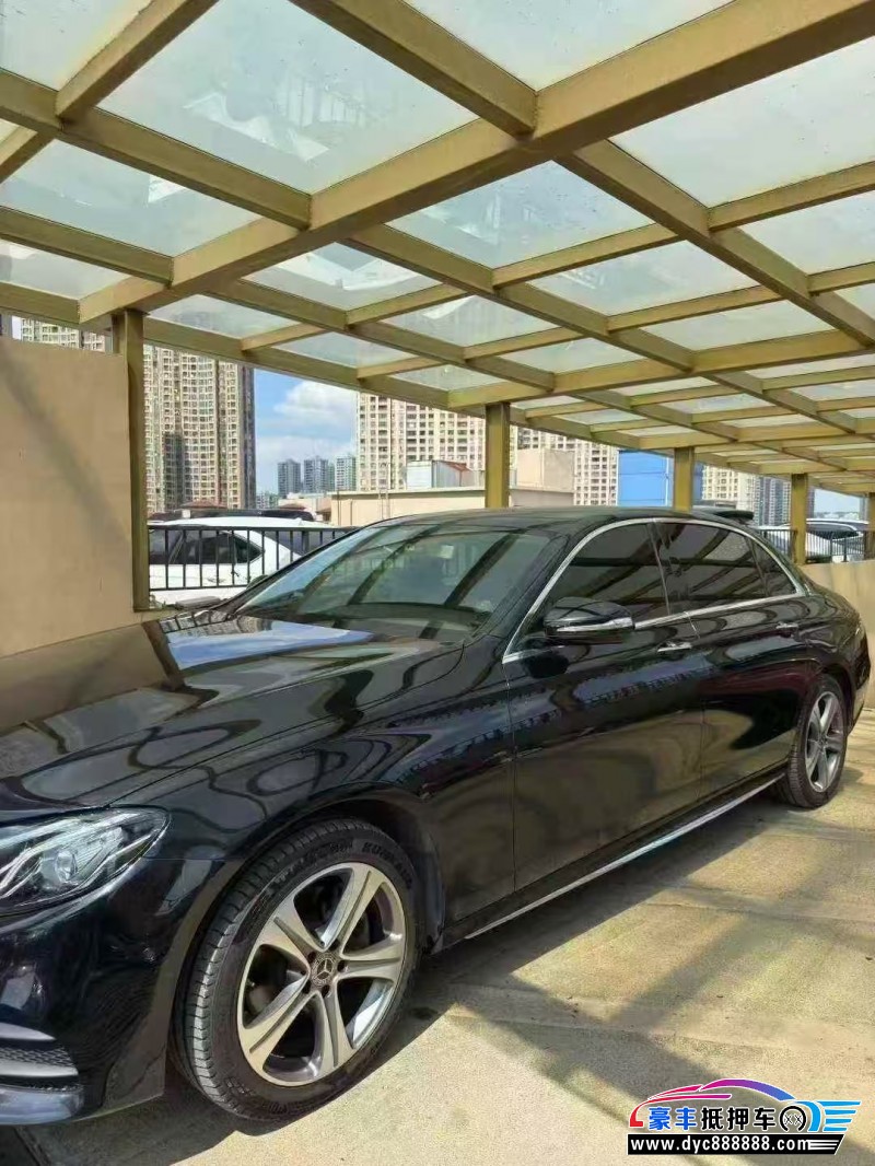 19年奔驰E轿车抵押车出售