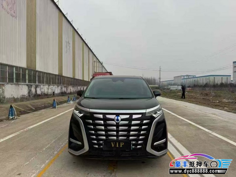 抵押车出售25年腾势D9轿车