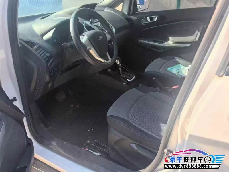 17年福特翼搏轿车抵押车出售