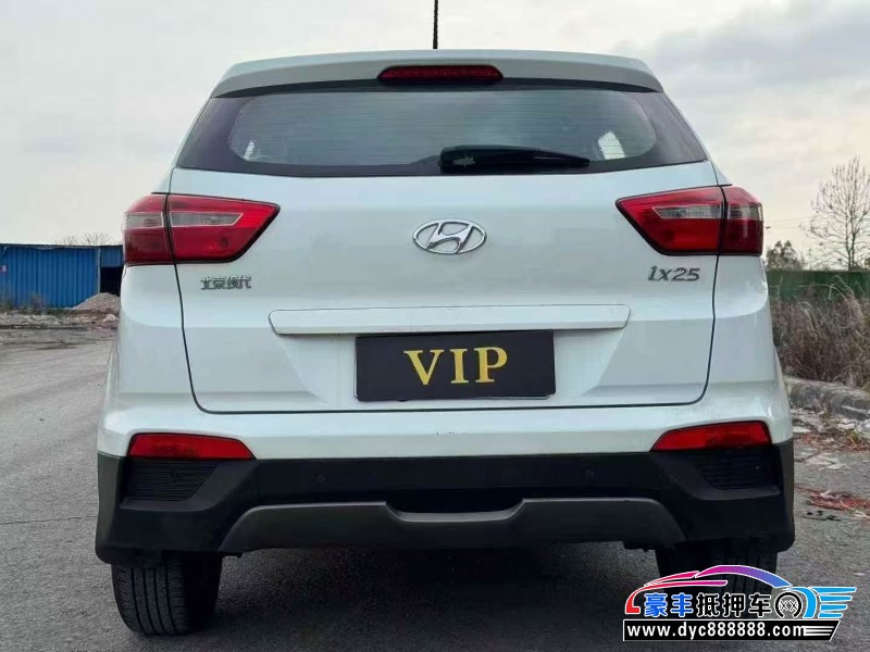 15年现代ix25轿车抵押车出售