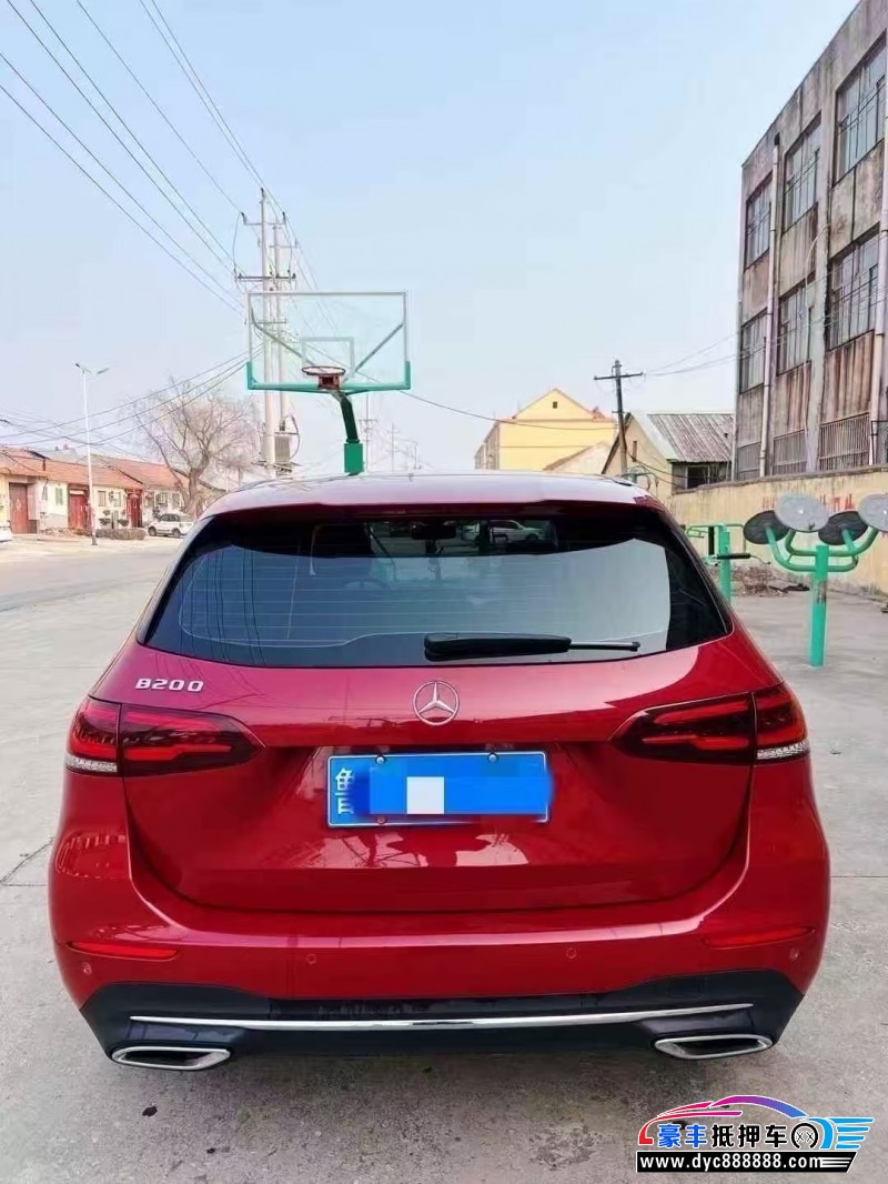 22年奔驰B轿车抵押车出售