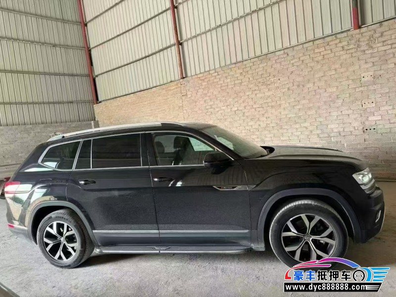 18年大众途昂轿车抵押车出售