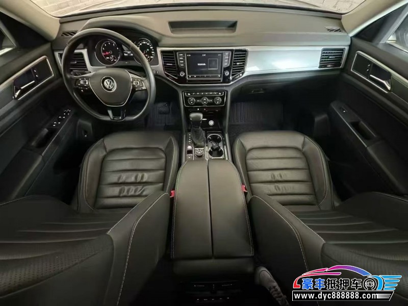 18年大众途昂轿车抵押车出售