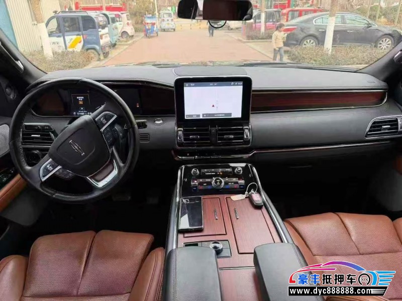 21年林肯领航员轿车抵押车出售