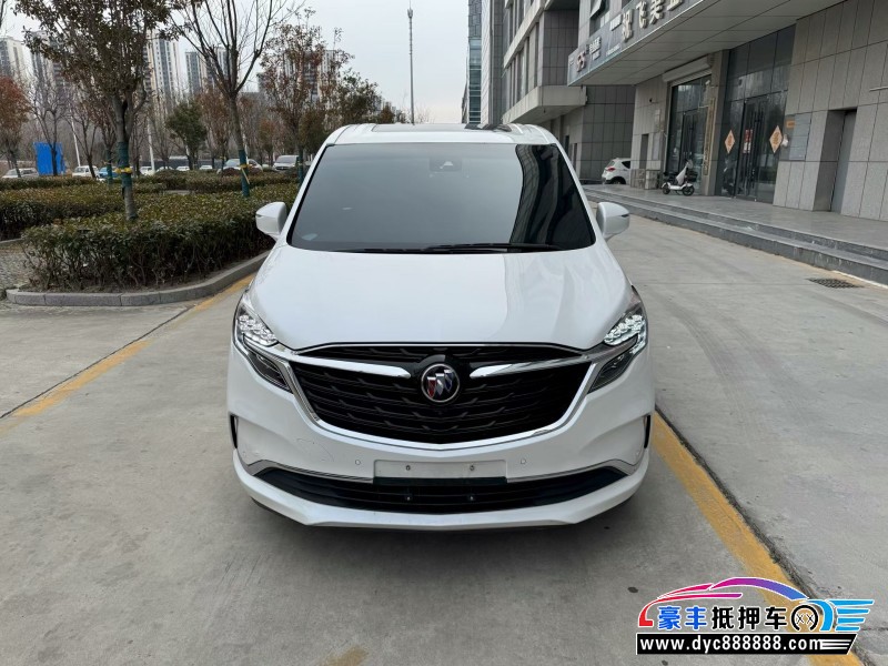 抵押车出售22年别克GL8轿车