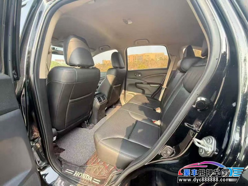 17年本田CR-V轿车抵押车出售